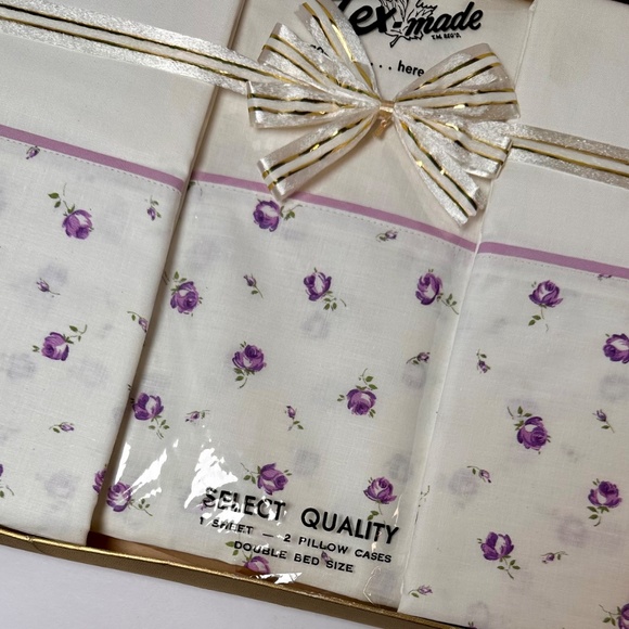 Vintage Tex-Made Sheet Set – Double Bed – Purple Rose Floral – Made in Canada - Picture 5 of 6